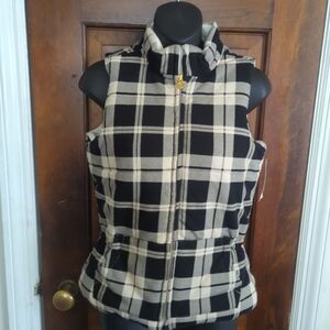 New with tags, youth large chaps black and white full zip vest